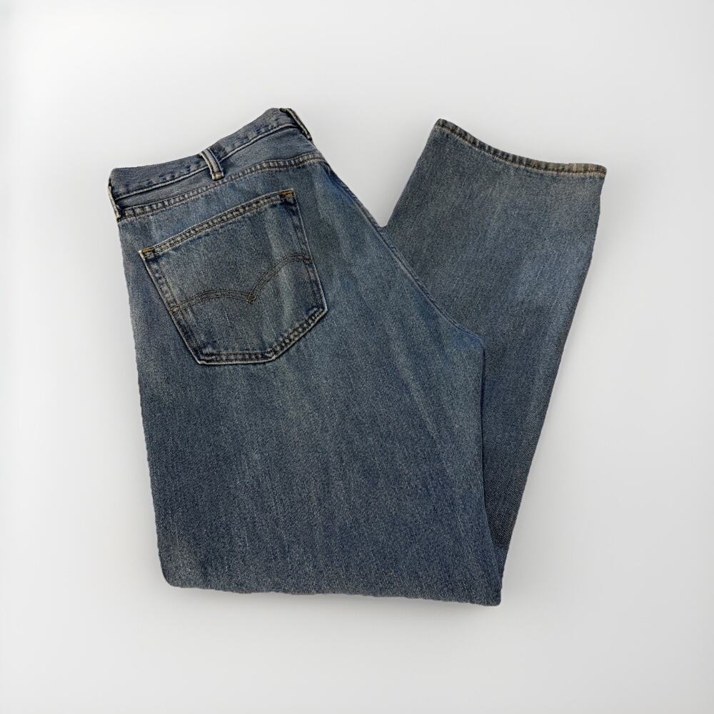 Levi's 505 Men's 38x30 Regular Fit Straight Leg 100% Cotton Blue Denim Jeans